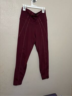 Nike Yoga Dri-FIT Burgundy High Rise Leggings Medium Rose Gold Seam Detail